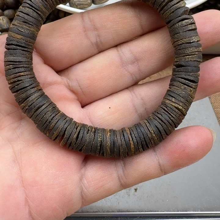 诗***尔手串沉香张勺孑手串15克