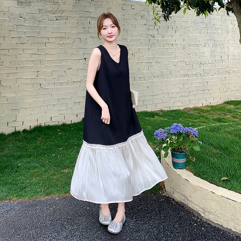 韩版俏皮减龄撞色拼接V领连衣裙女2025年夏季新款遮肉显瘦背心裙