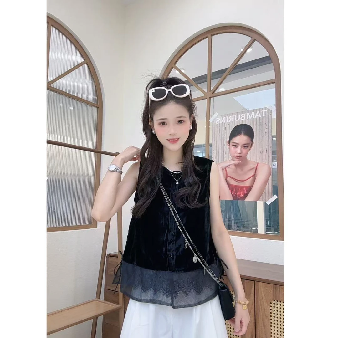 【三懿服饰】夏季无袖纯色拼接网纱小众设计感上衣-7750