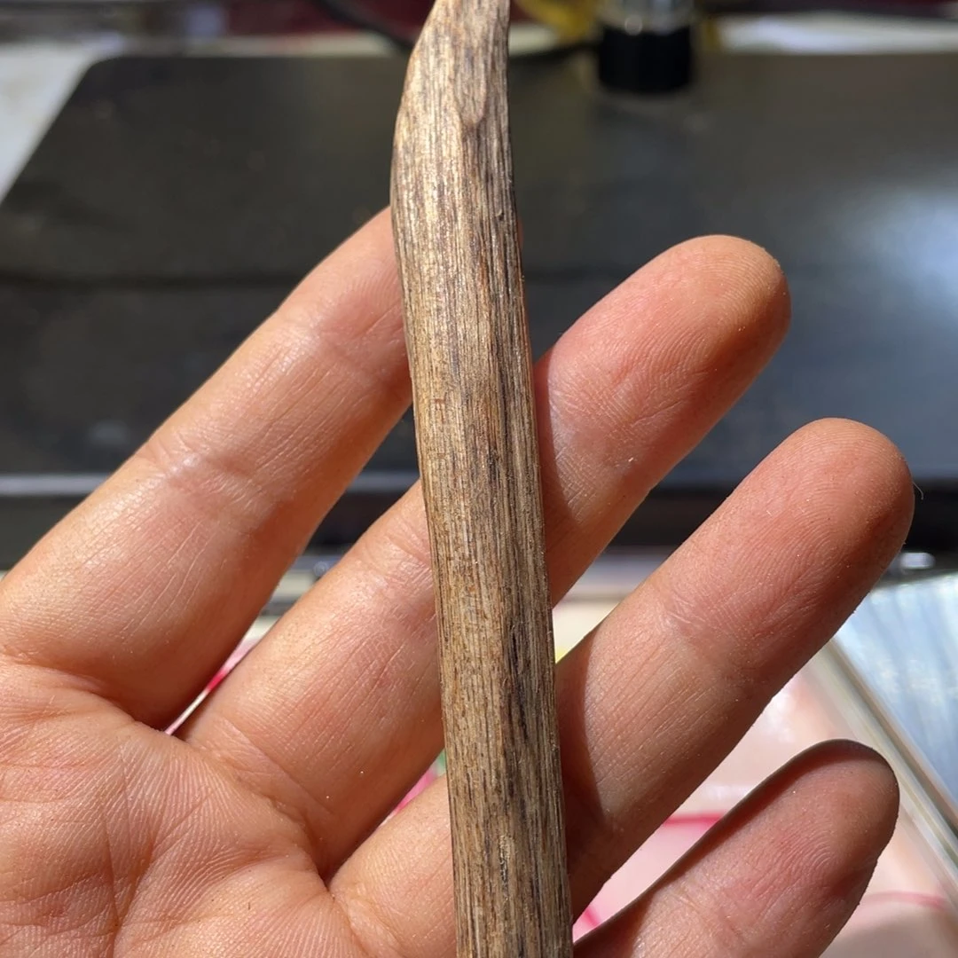 沉香碎屑沉香菩萨棋4.3克树心油