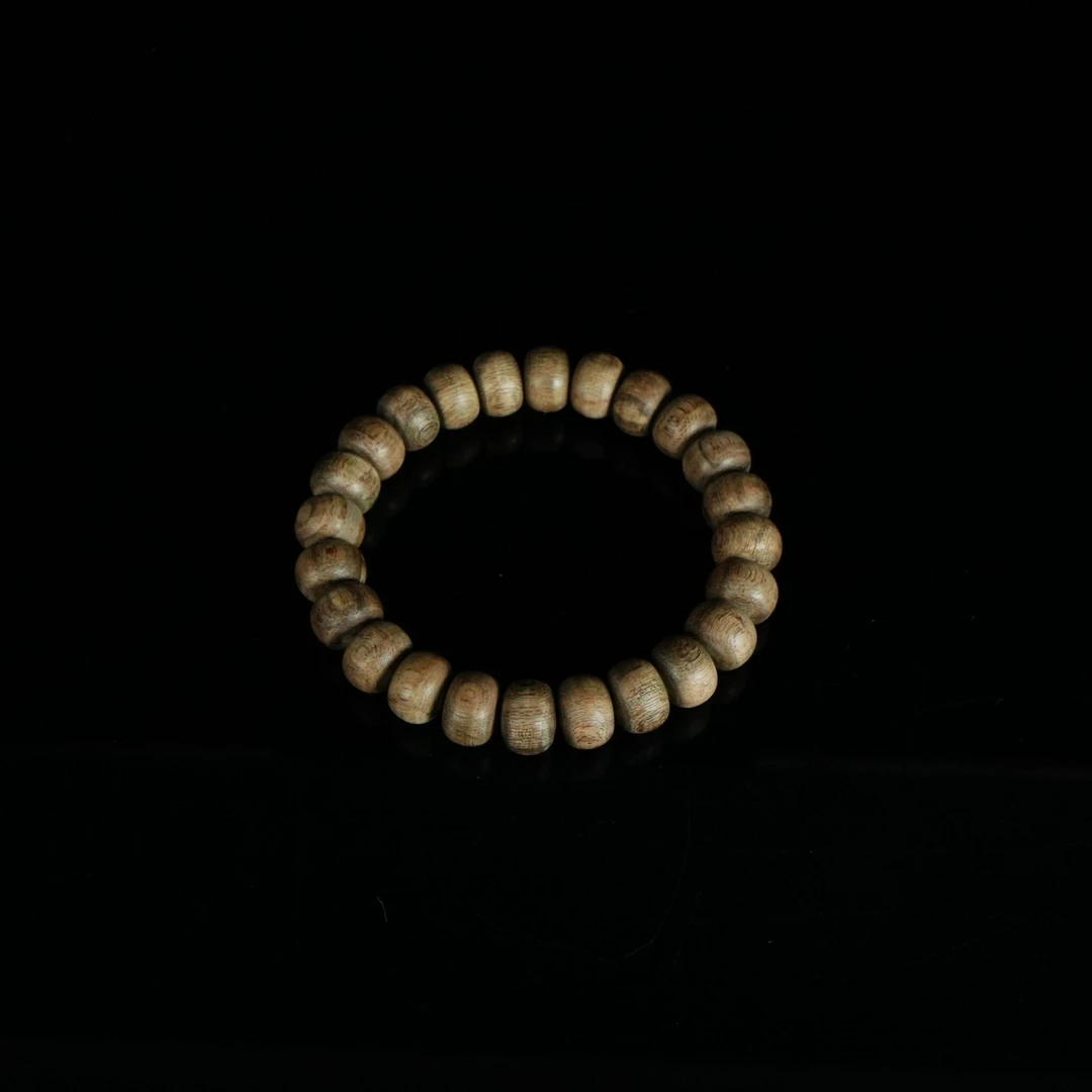 B1126 柬埔寨菩萨棋金丝结平安扣手串 1.09x0.8cm 7.61g