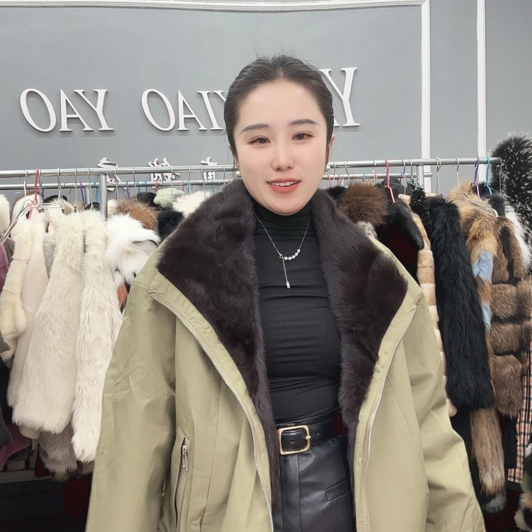 姚小妖家高端皮草