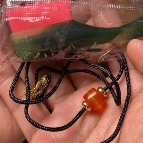 缤***缤玛瑙/玉髓未镶嵌珠子