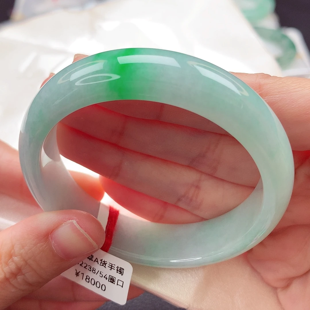 翡翠未镶嵌手镯54圈口 冰润果绿底飘阳绿 029