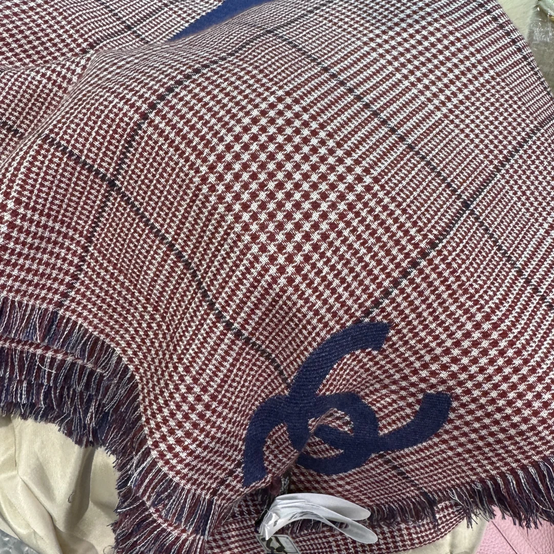 95新 Chanel/香奈儿 chanel亮片大logo围巾