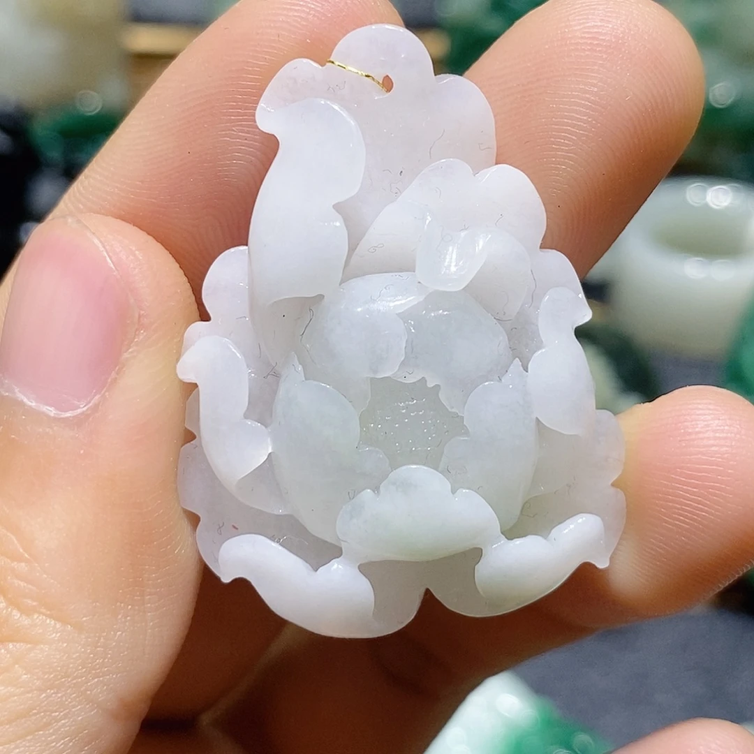 独山玉未镶嵌吊坠