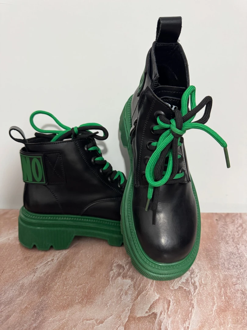 女套筒后拉链皮靴马丁靴英伦风冬季绿色百搭