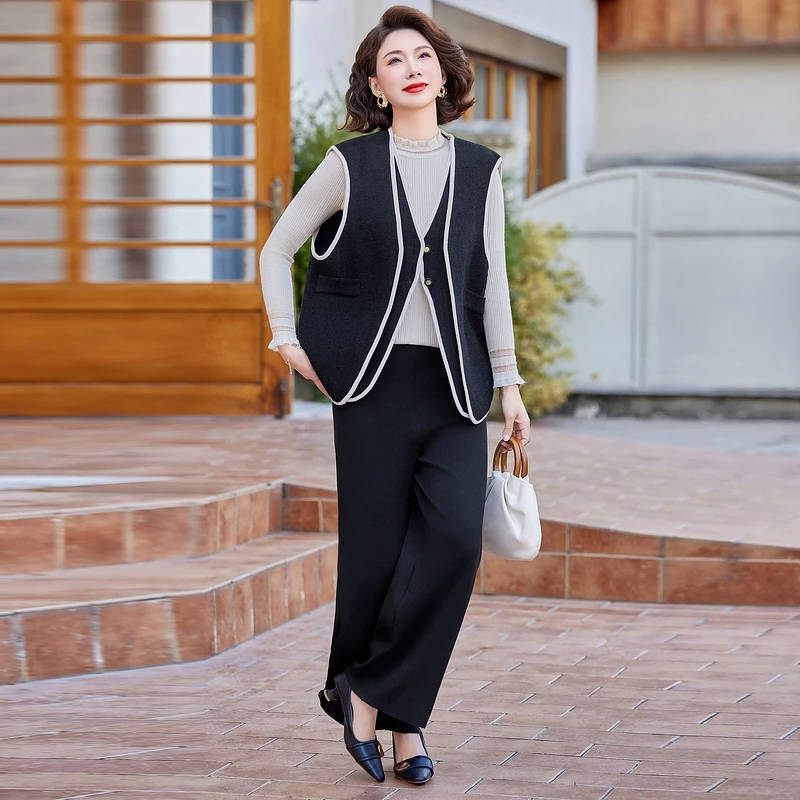 妈妈贵夫人秋装套装休闲马甲外套中老年春秋针织小衫品牌女装上衣