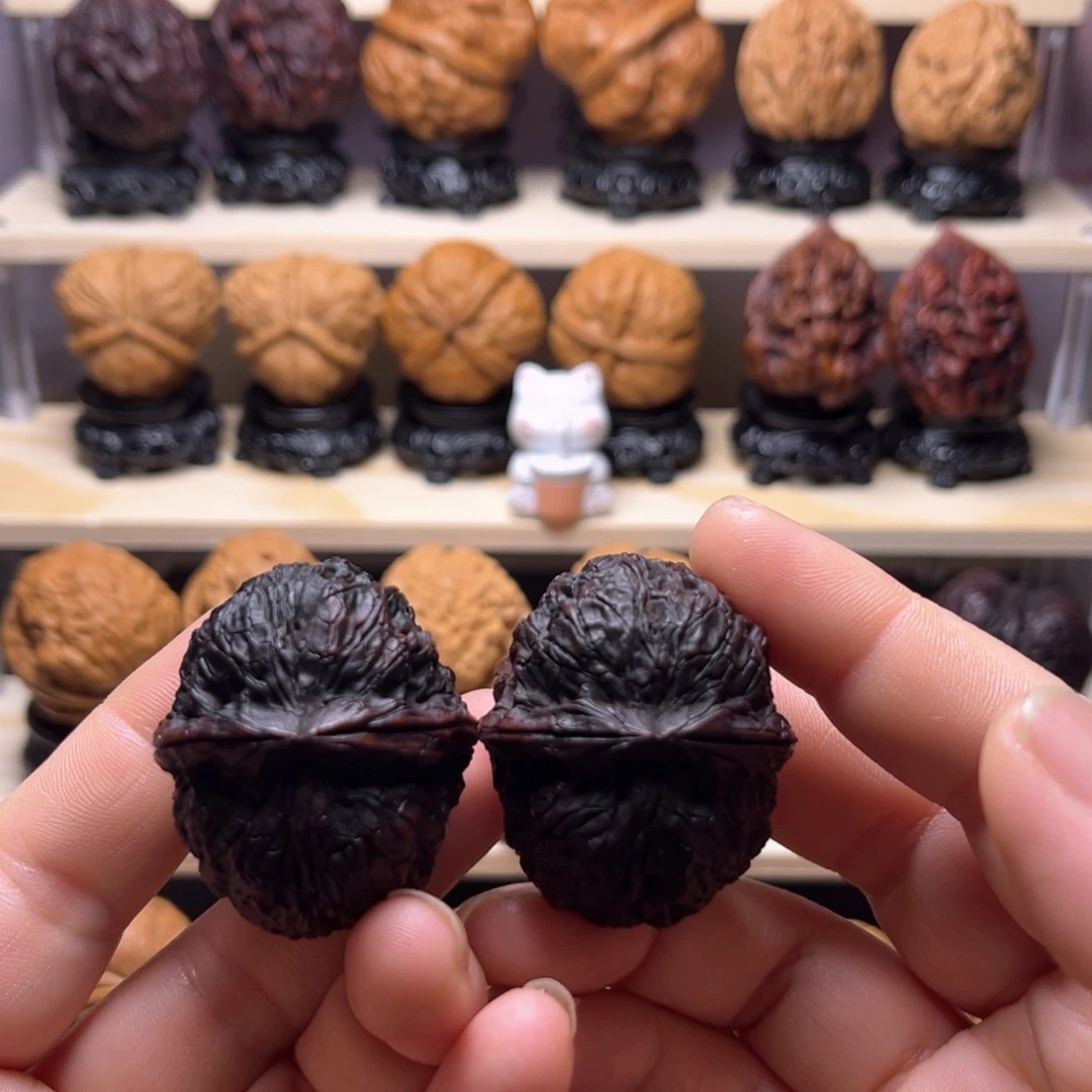 文玩核桃吊坠25w七彩元宝41尺