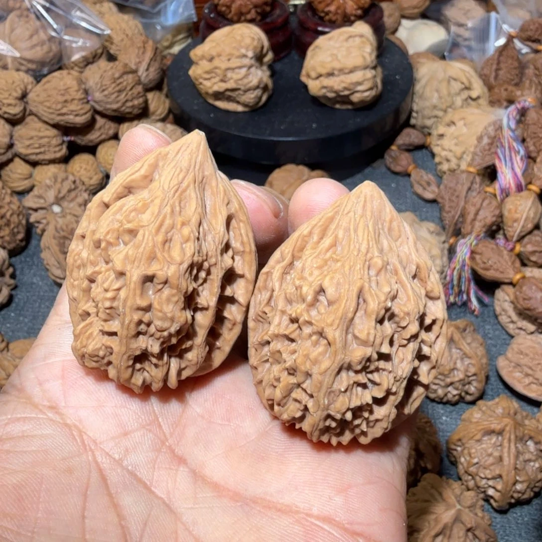 把件文玩核桃蓟县鸡心38