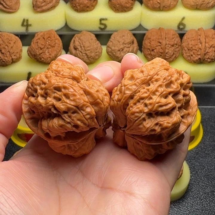 文玩核桃把件28号车