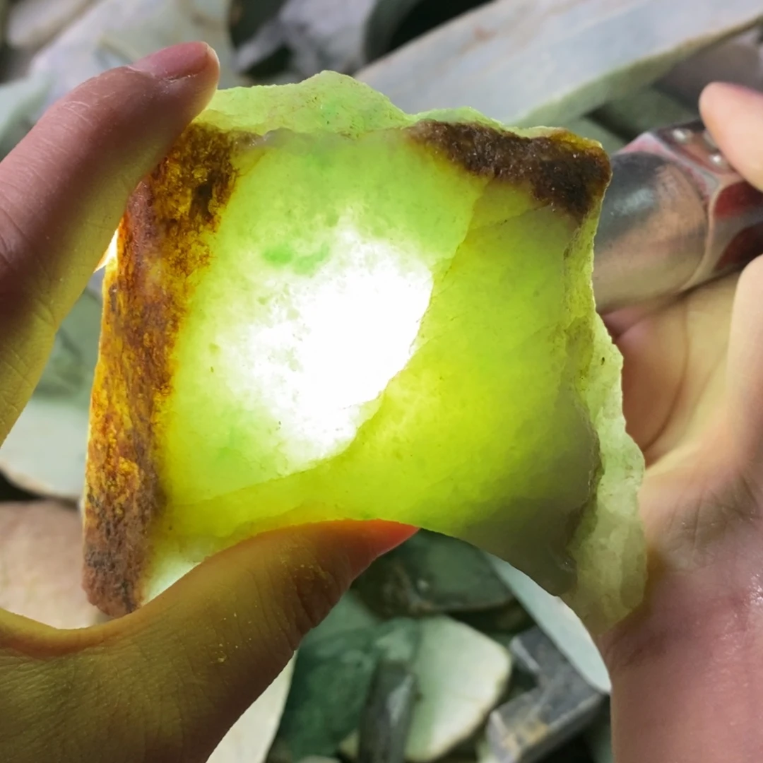 颈饰未镶嵌翡翠天然翡翠