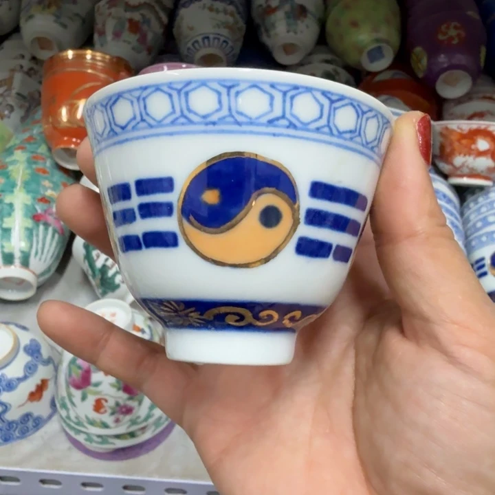 景德镇陶瓷杯子盖碗