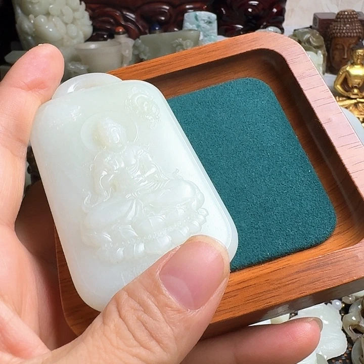 王***店瓷片新号开播瓷盘一件