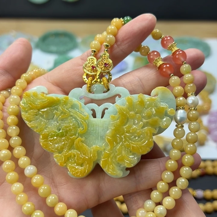 颈饰未镶嵌翡翠吊坠