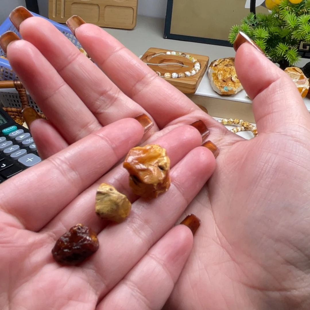 家****定制琥珀未镶嵌天然蜜蜡原石