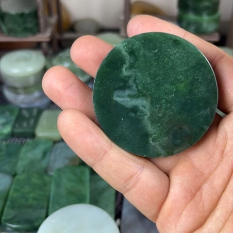 和田玉珠宝半成品未镶嵌一*