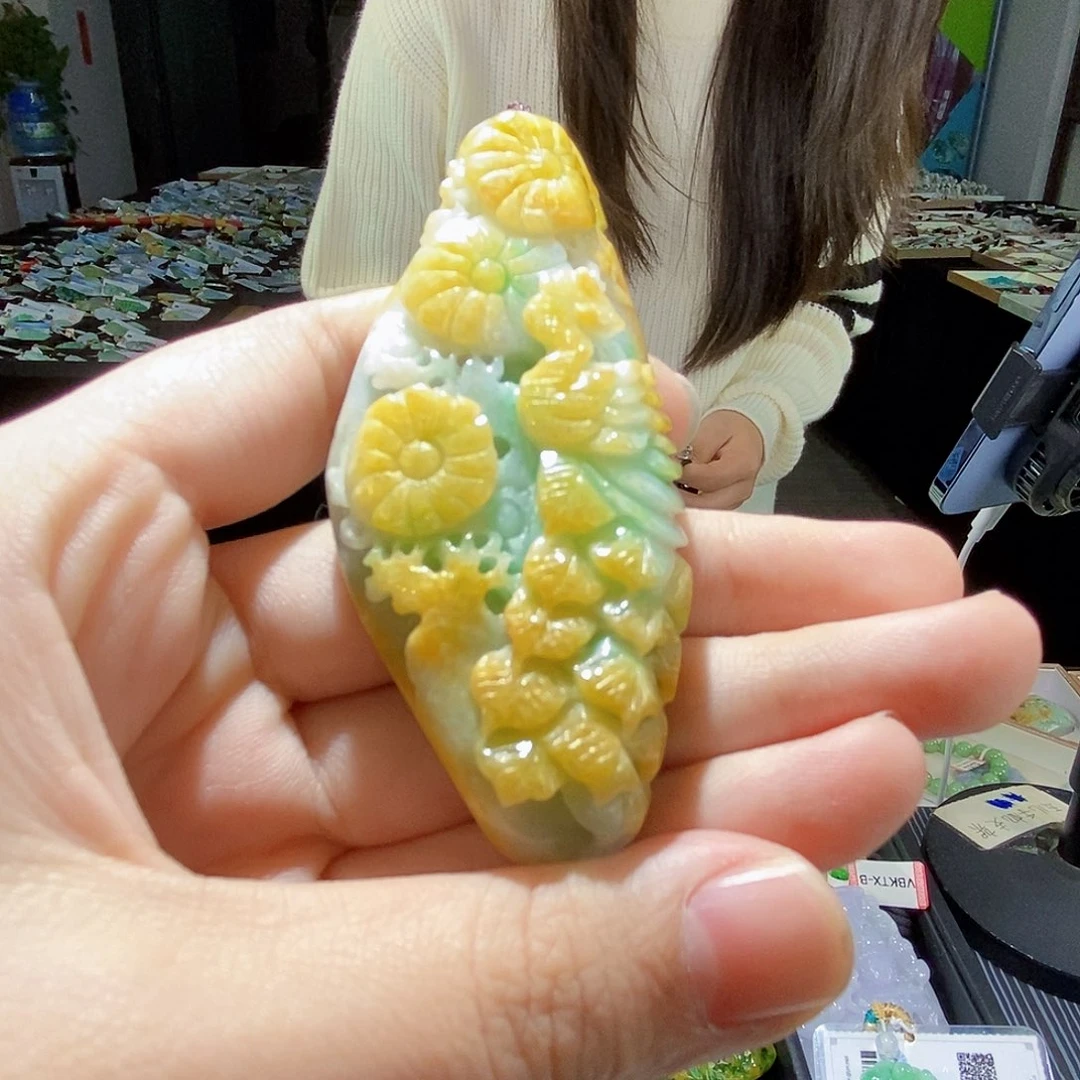 颈饰未镶嵌翡翠翡翠