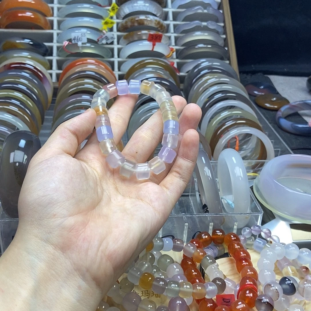 玛瑙/玉髓手镯未镶嵌小*