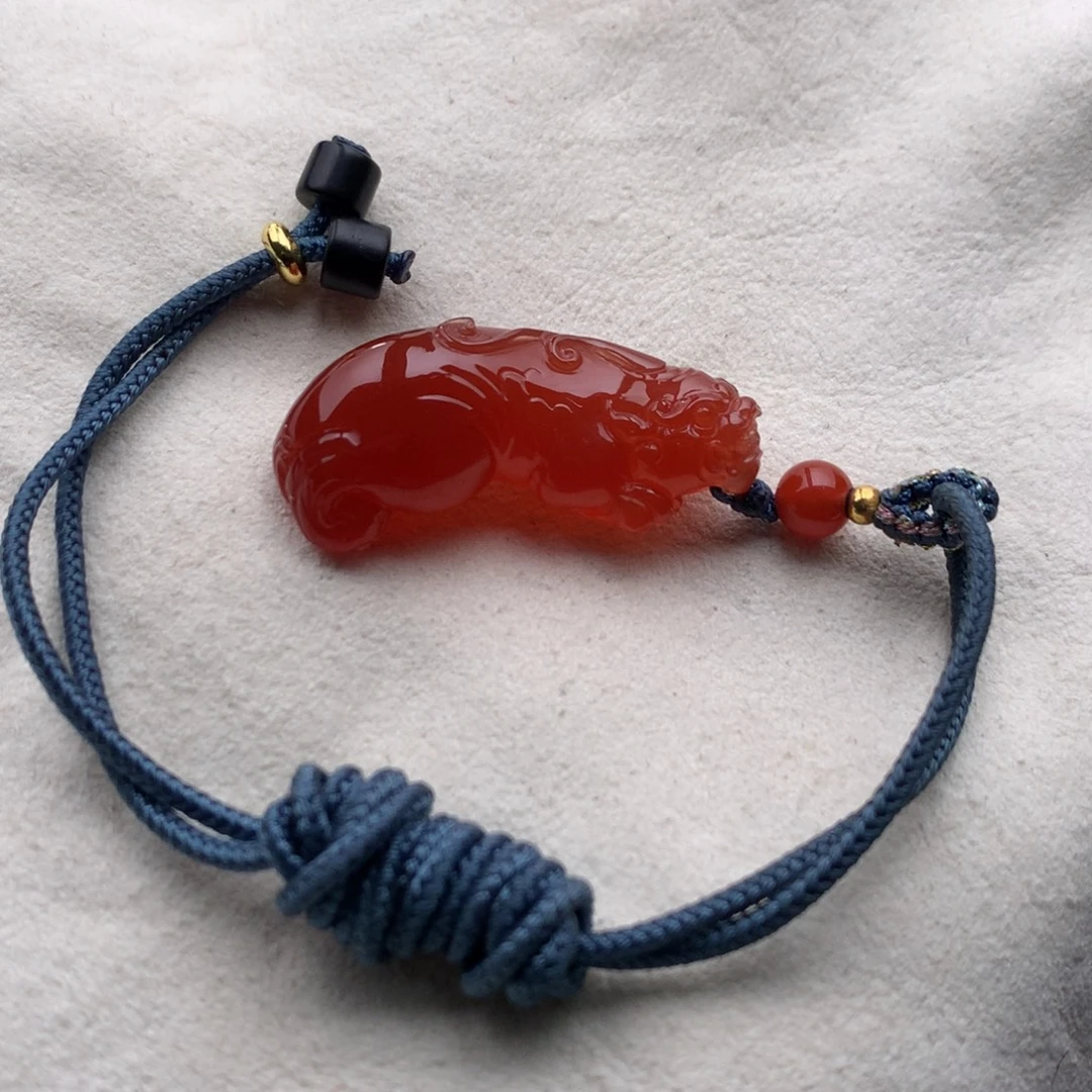 南红玛瑙未镶嵌保山南红玛瑙冰红貔貅