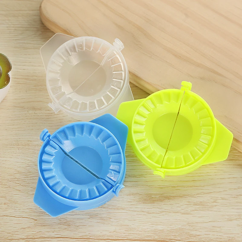 厨房创意手动包饺子器 食品级塑料彩色捏饺子器 家用饺子模具