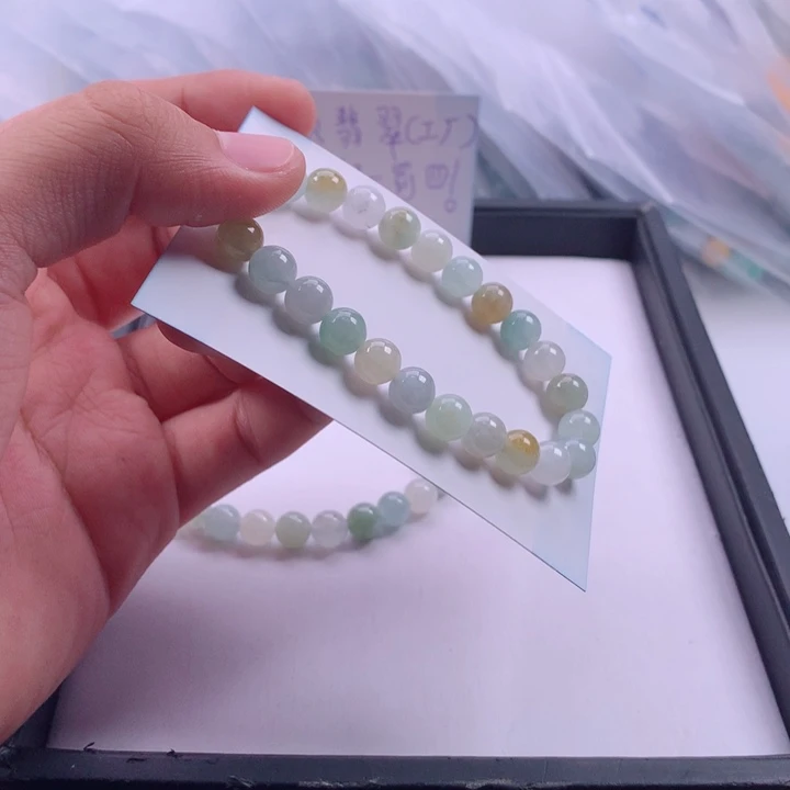 用***_翡翠未镶嵌手链多样性