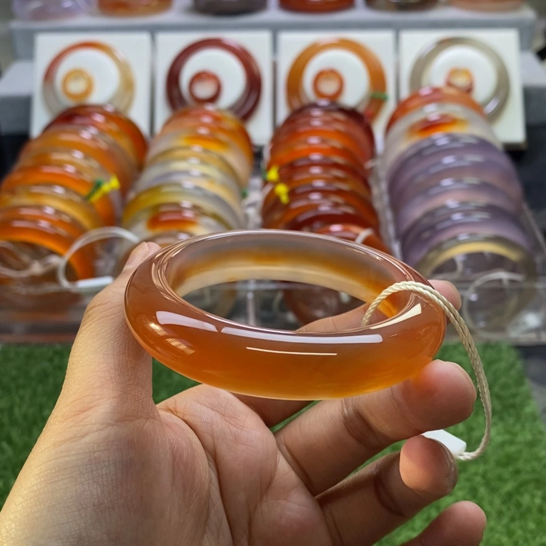 手镯玛瑙/玉髓未镶嵌