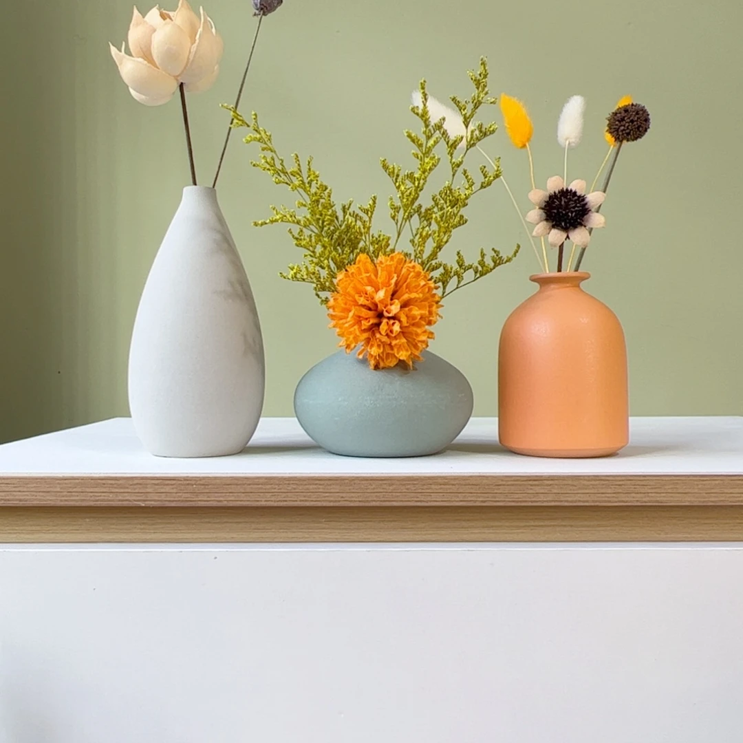 瓷片陶瓷花瓶带花高度20-30厘米左右