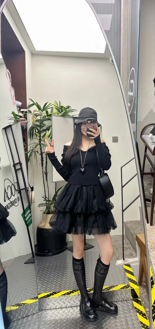【44-70】设计师品牌女装撤柜/连衣裙/休闲衣/偶有瑕疵备注编码下单