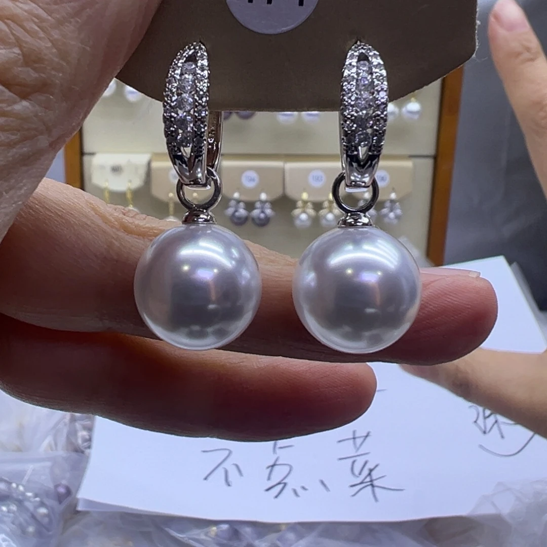 淡水珍珠耳饰未镶嵌