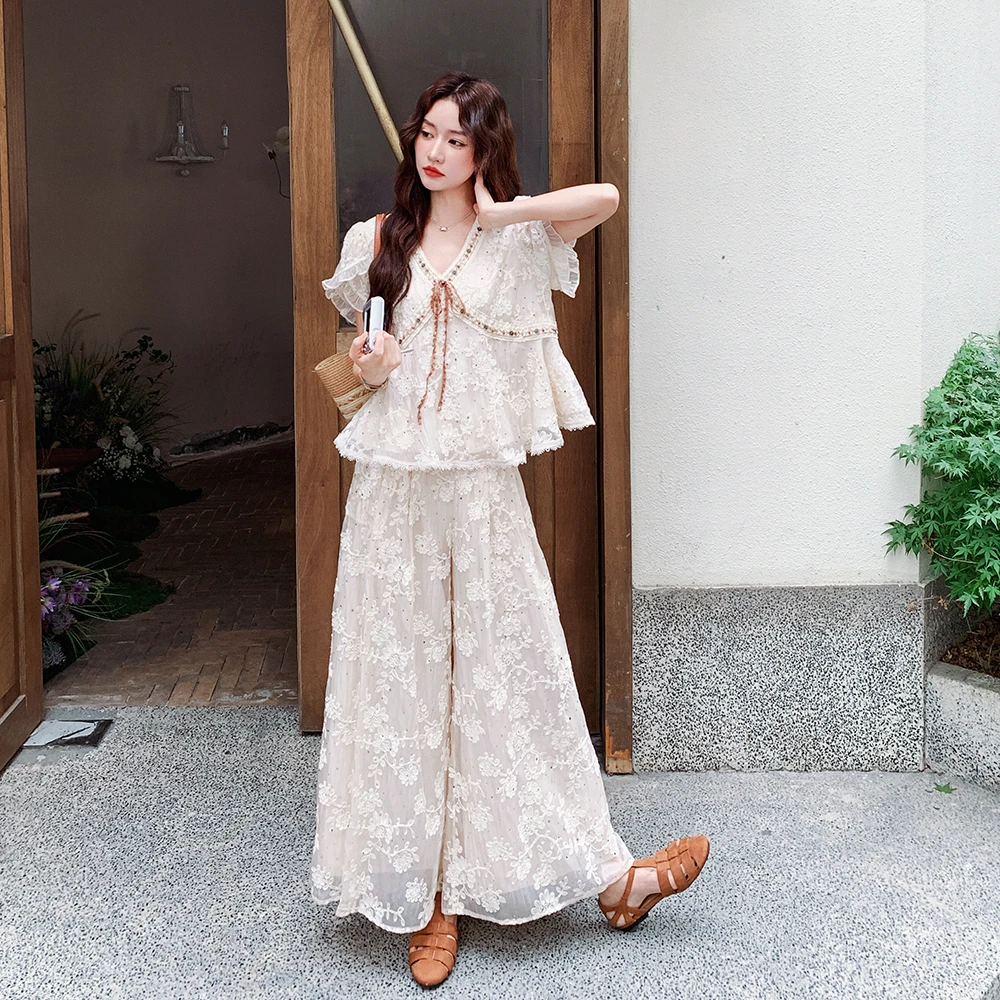 波西米亚风蕾丝套装裤女2025年夏季新款气质V领上衣阔腿裤两件套
