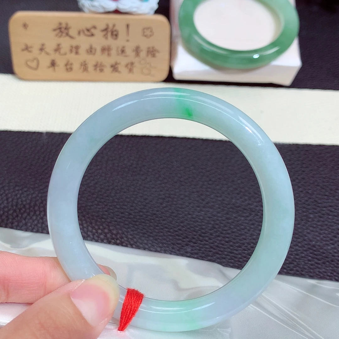 未镶嵌手镯翡翠4004