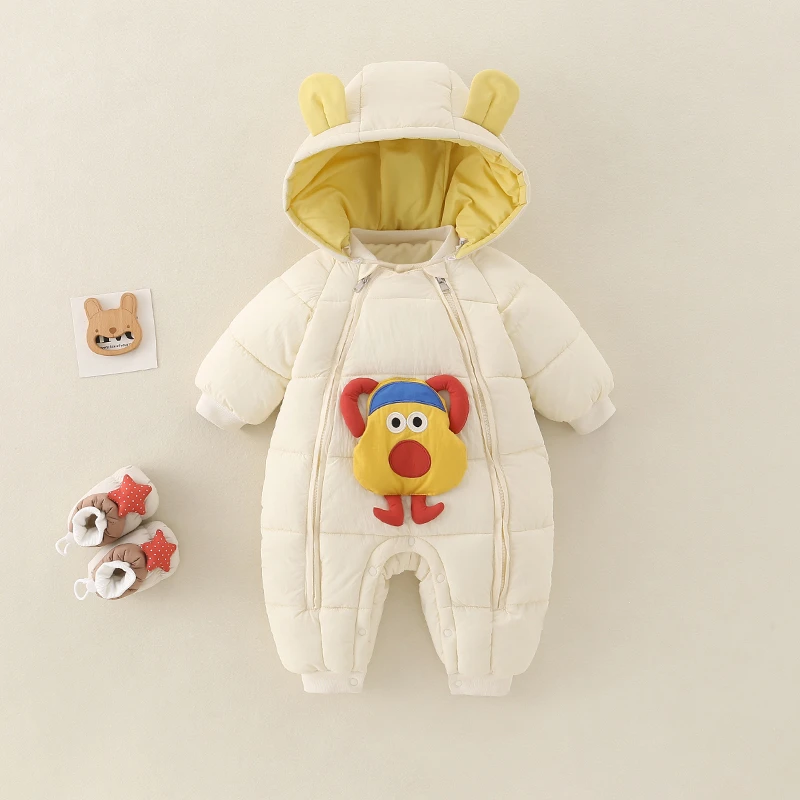 婴儿衣服女宝宝抱衣保暖棉服新生儿外出服冬季加绒可爱爬服连体衣