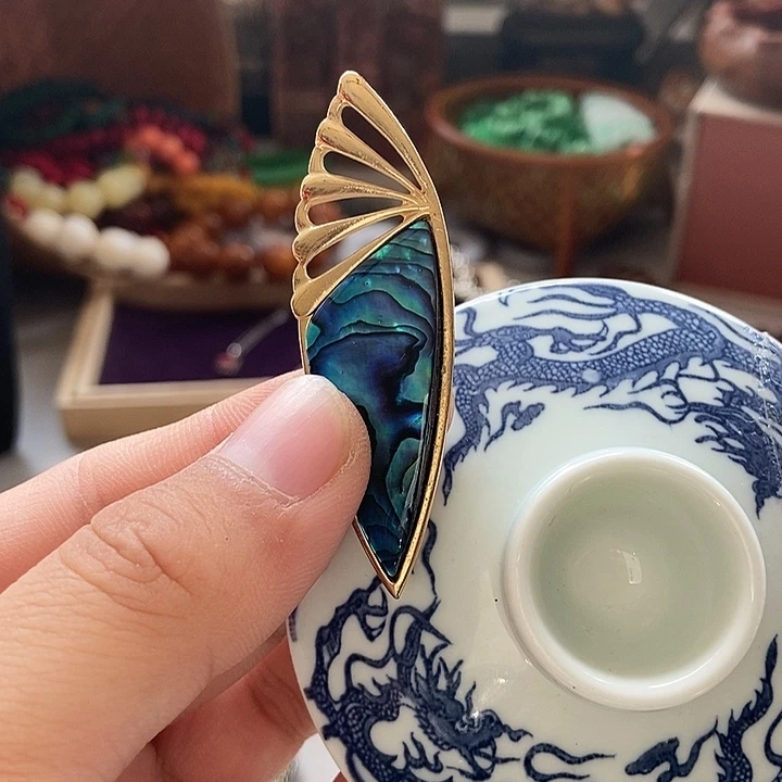 瓷片不会哈哈哈哈哈哈哈哈哈哈