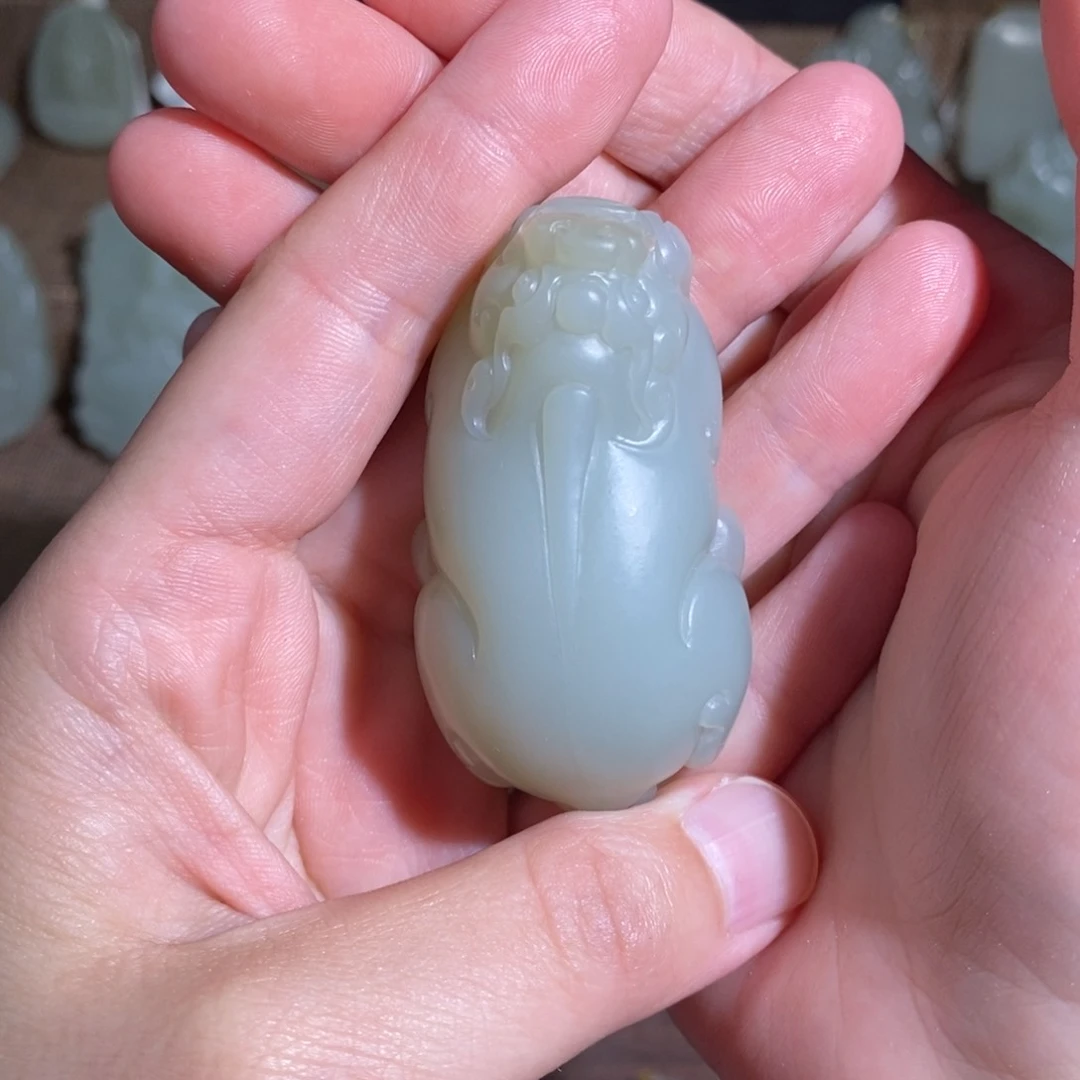 和田玉未镶嵌挂件L***y