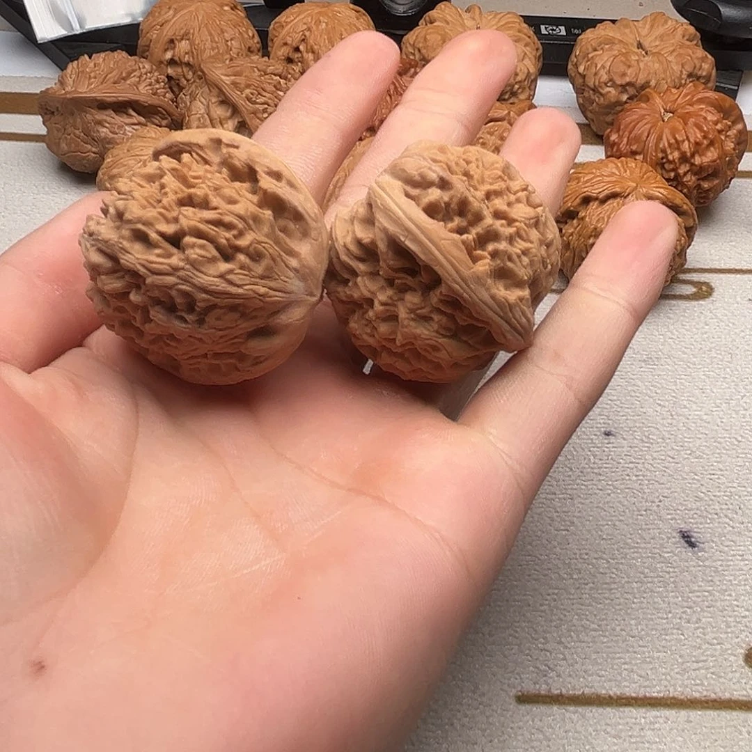 文玩核桃手把件亿核呜呜