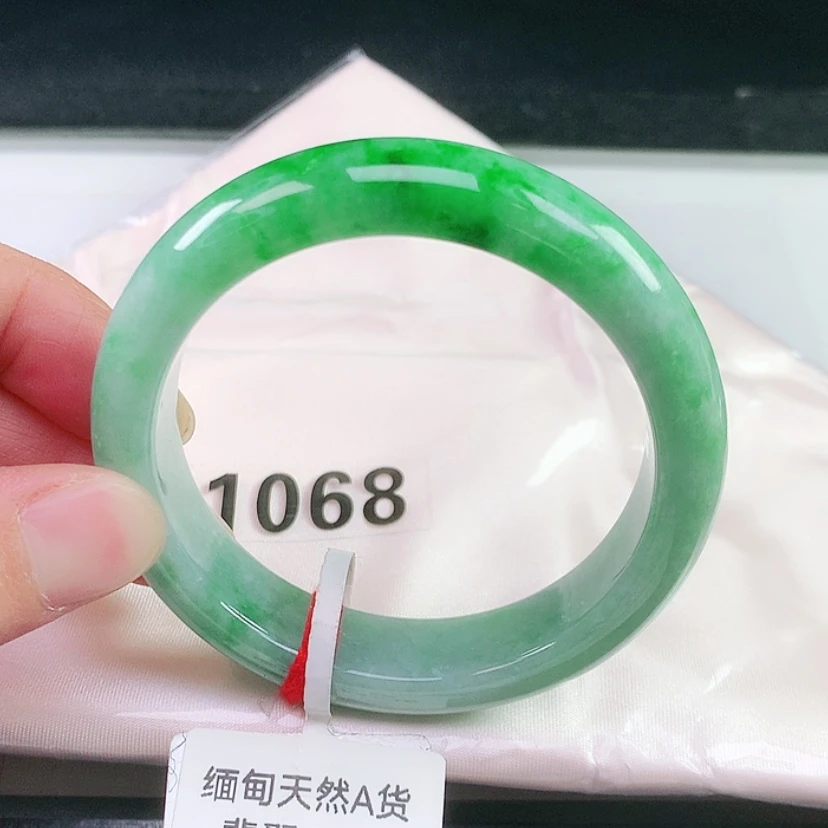 【闪购商品】未镶嵌手镯翡翠1068