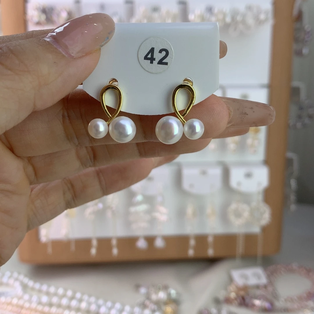 未镶嵌耳饰淡水珍珠