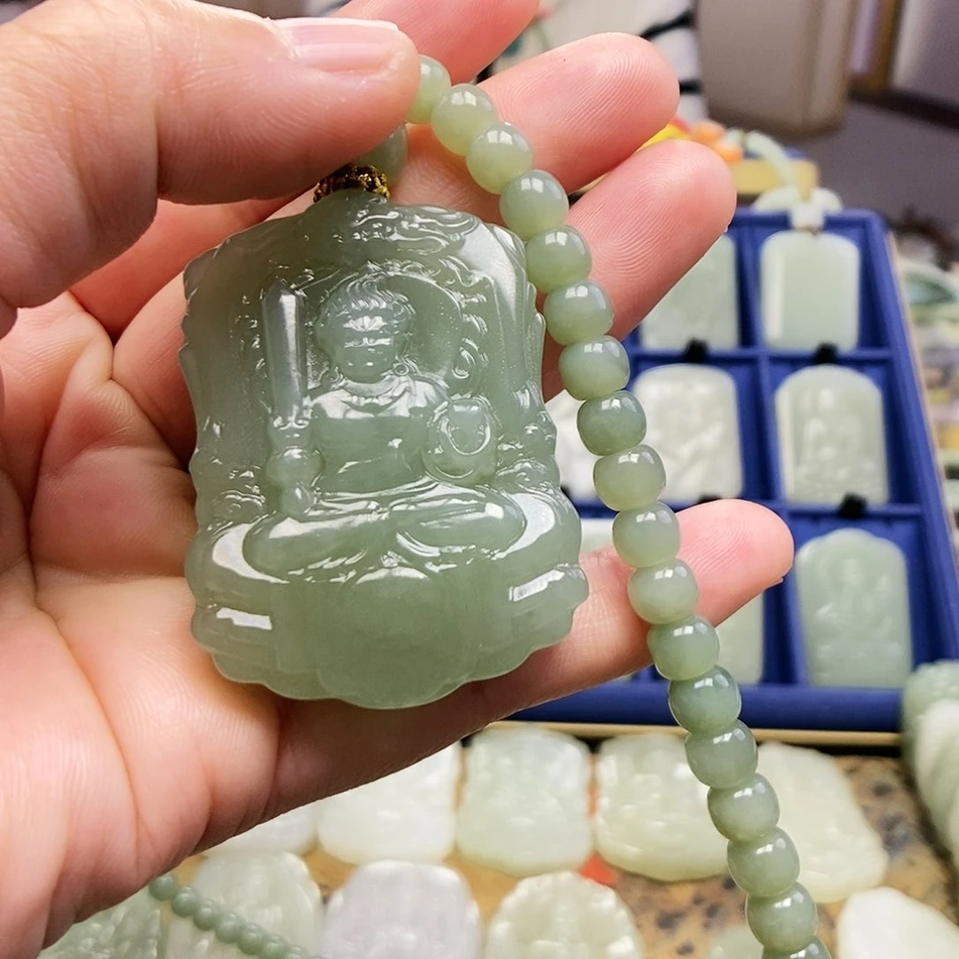 和田玉颈饰未镶嵌岫