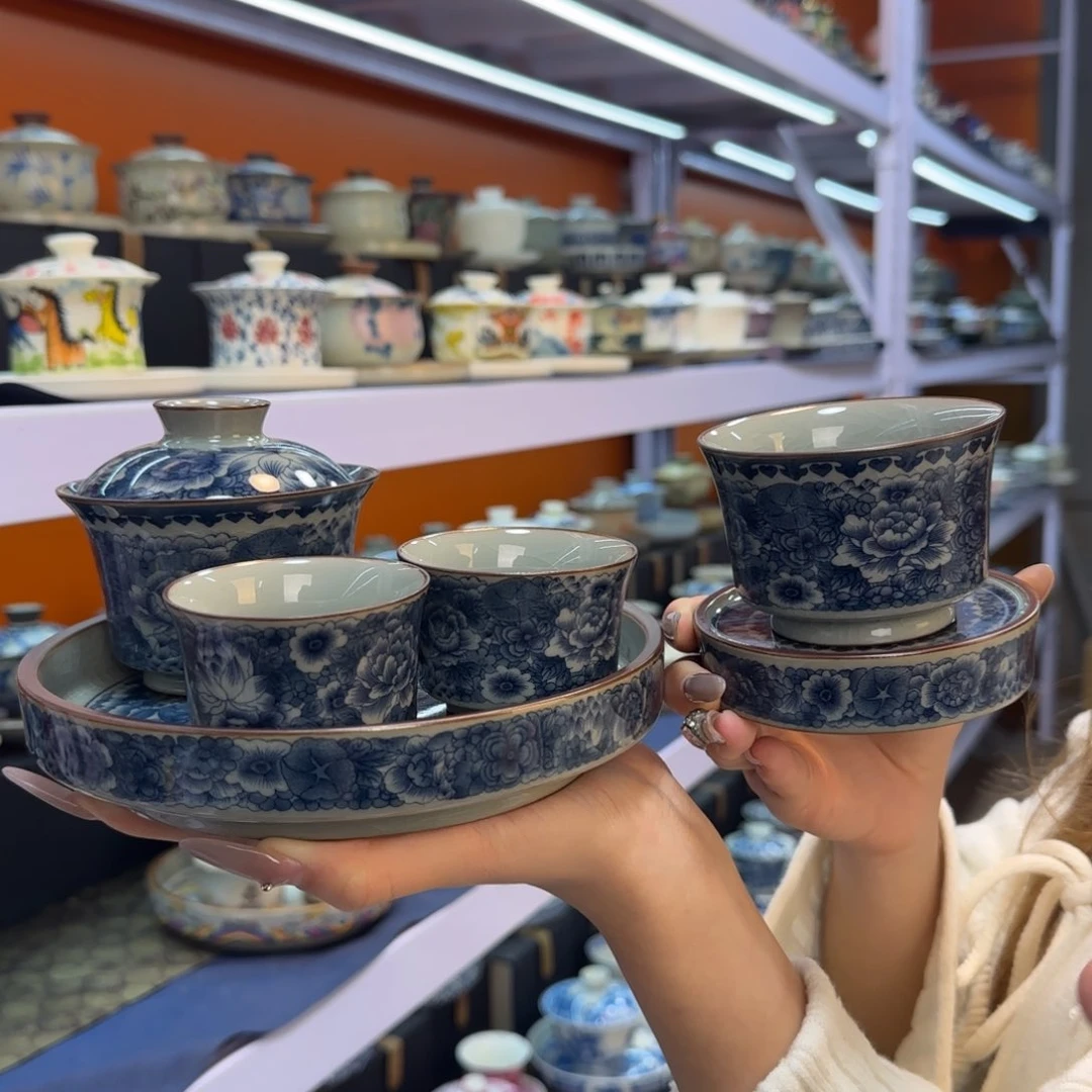 我在外面吃饭呢你在哪了我在外面