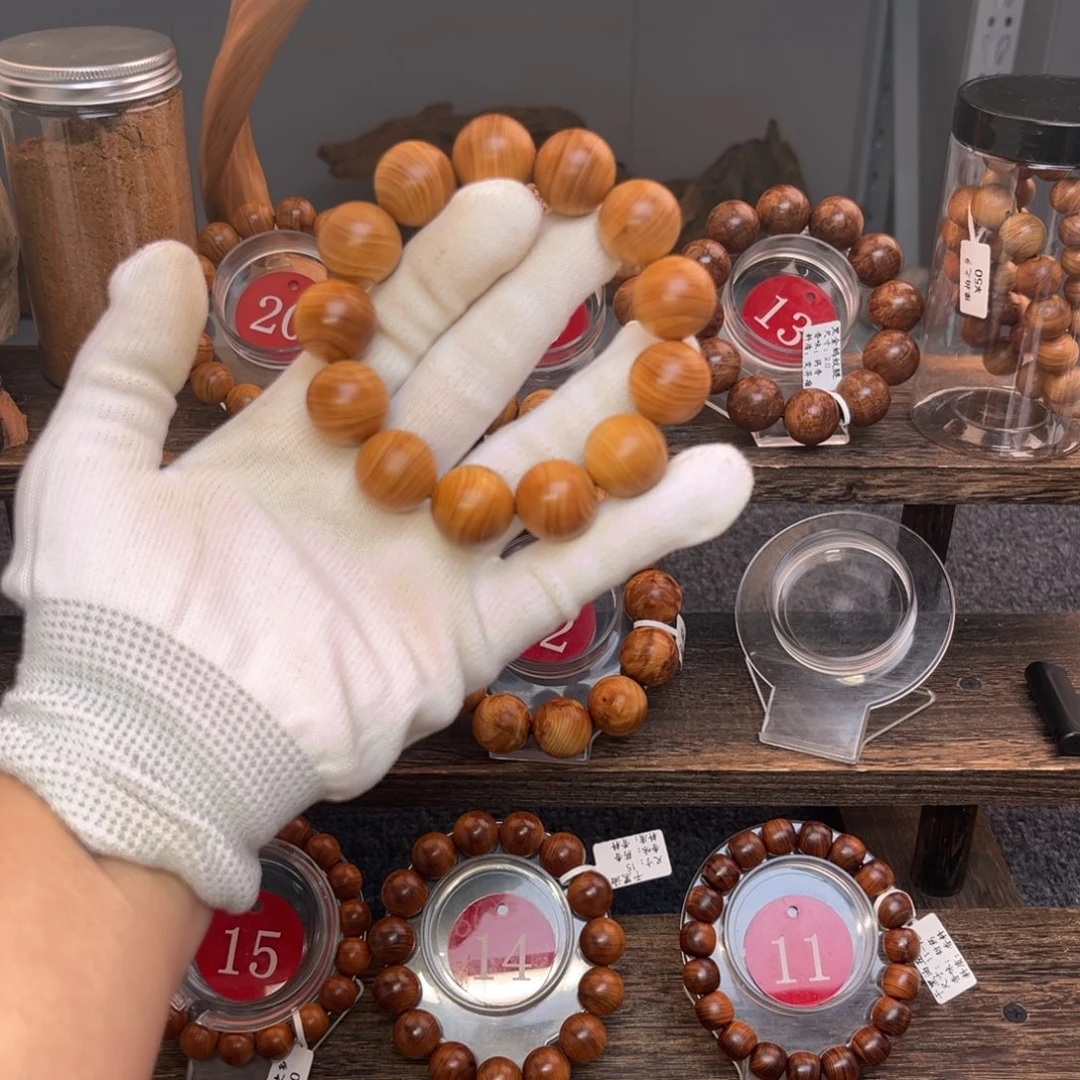 手串/手链柏木（崖柏）18红油骨料蚕丝纹福利款