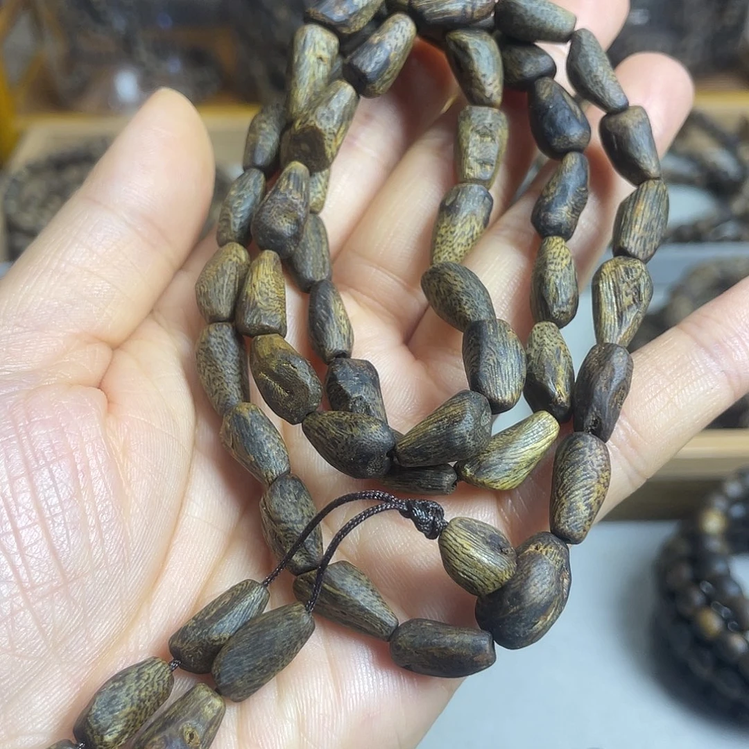 沉香沉香碎屑棋楠沉香老料树丁沉水级三圈花香蜜香