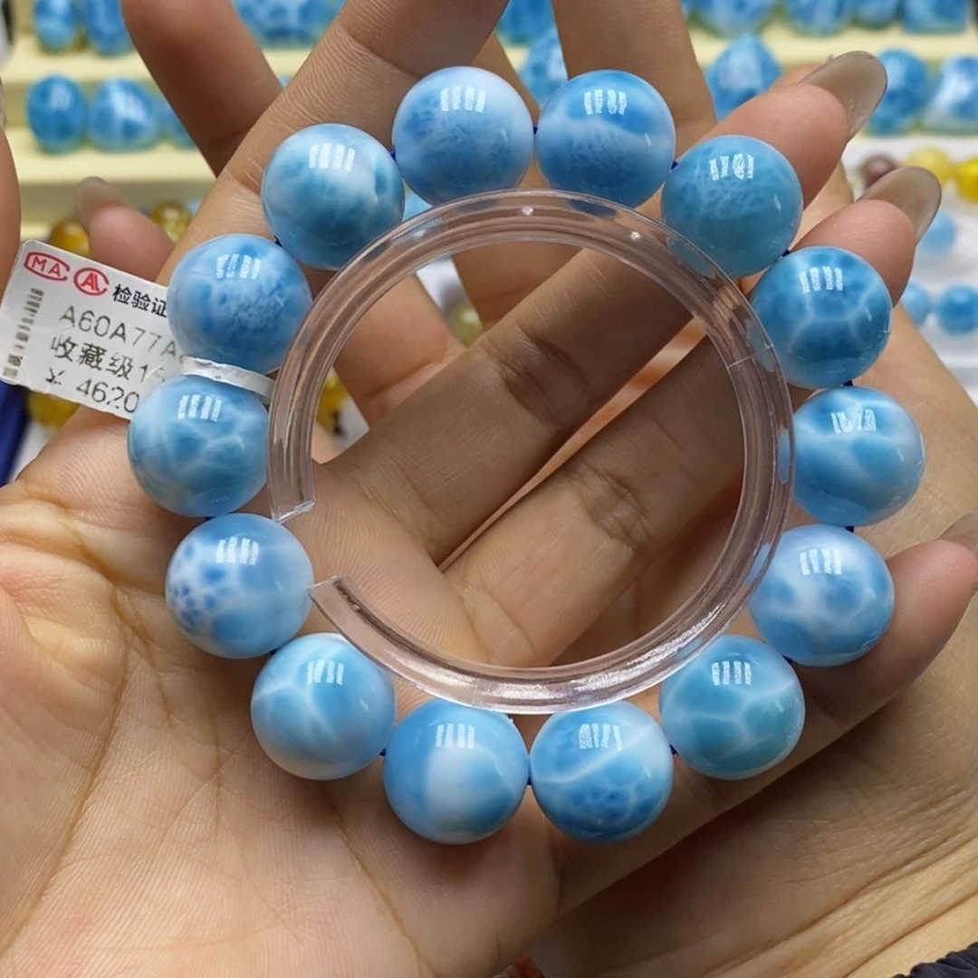 针钠钙石（海纹石）颈饰未镶嵌