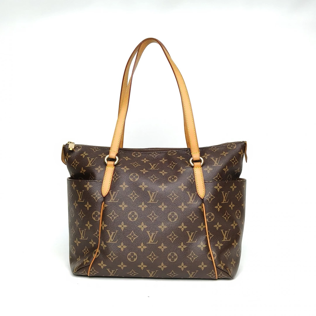 95新 LouisVuitton/路易威登 【娇】老花PVC金扣2011单肩包 130450