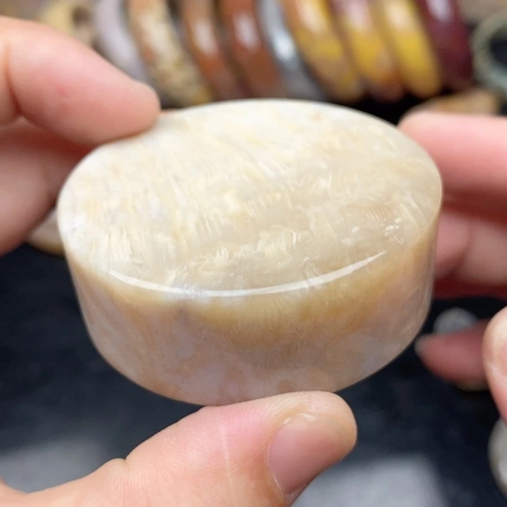 硅化玉手镯（贵妃镯）未镶嵌