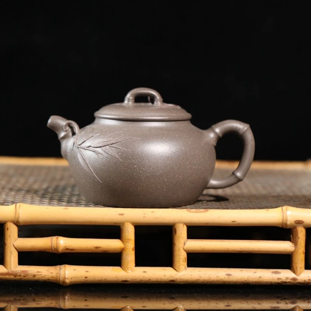 蟹壳青段 馨竹 半手工 董兆雄 180cc 佘永锋督造 宜兴紫砂壶