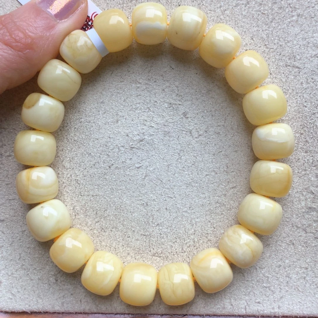 蜜蜡珠宝奇石未镶嵌18