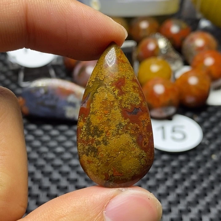 玛瑙/玉髓颈饰未镶嵌?****?