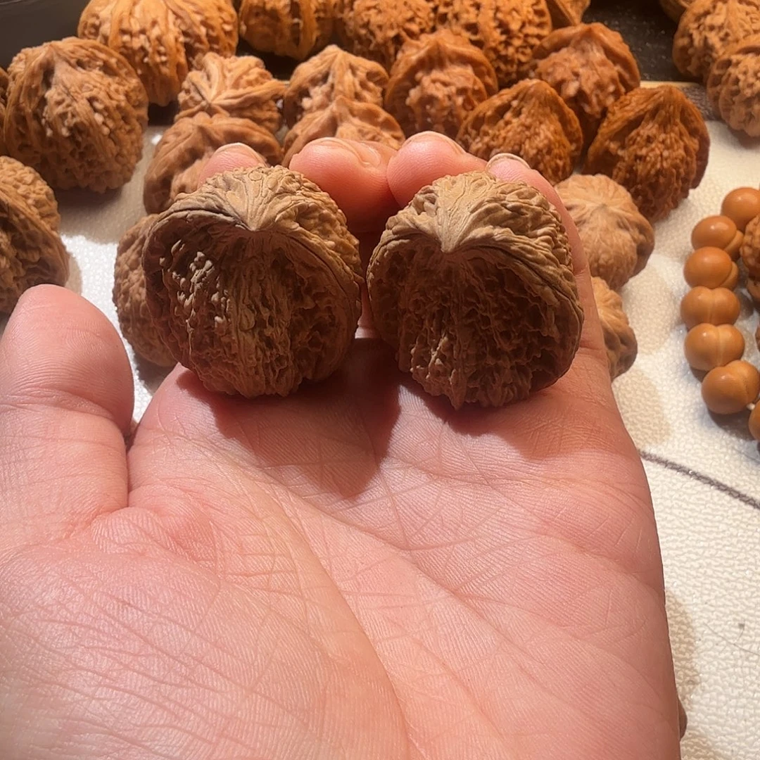 文玩核桃吊坠塔尖异形