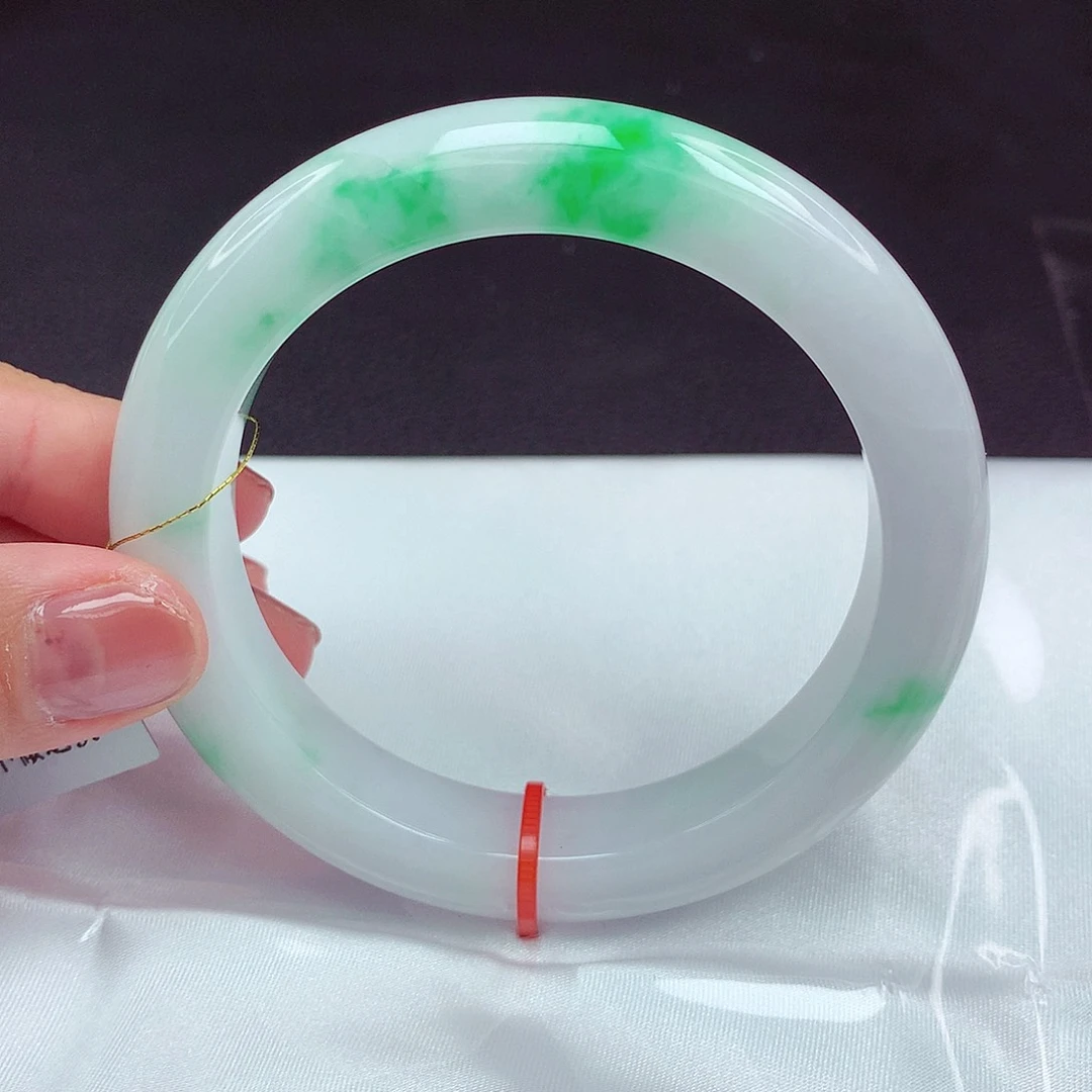 小***喵翡翠未镶嵌手镯58圈965